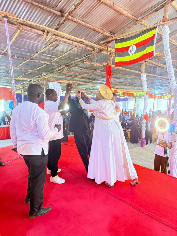 Uganda Encounter